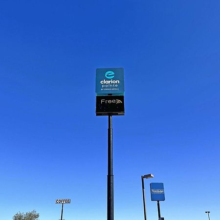 Clarion Pointe Winslow I-40 Extérieur photo