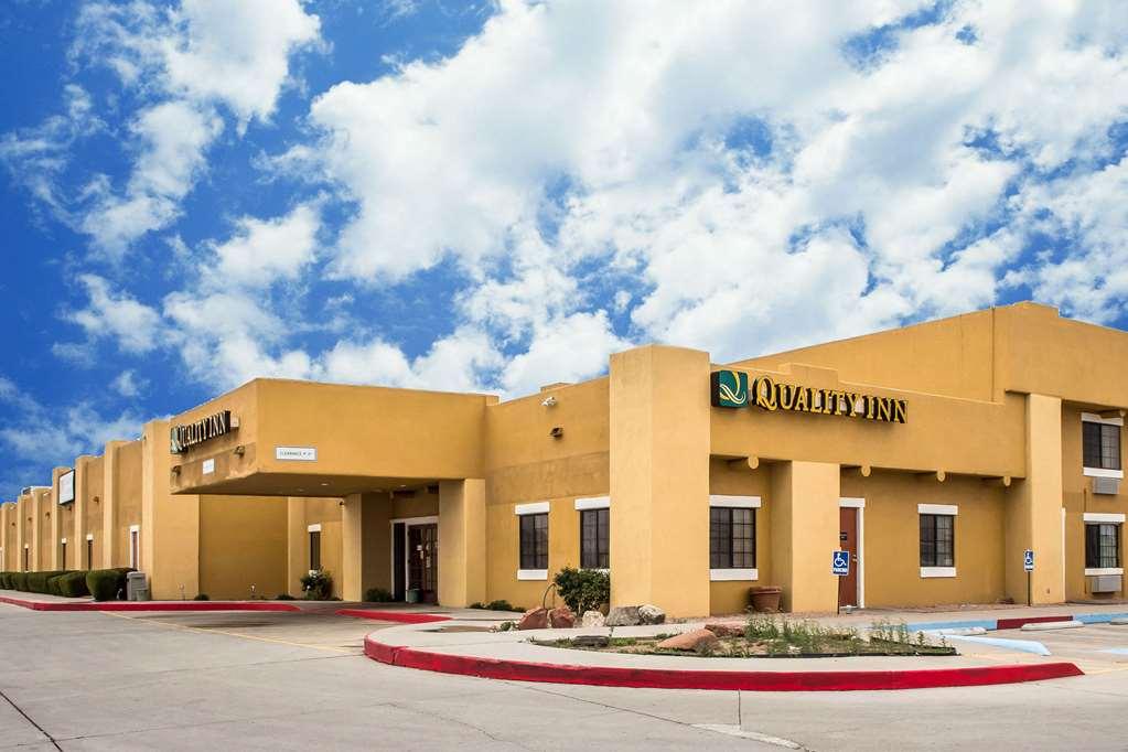 Clarion Pointe Winslow I-40 Extérieur photo