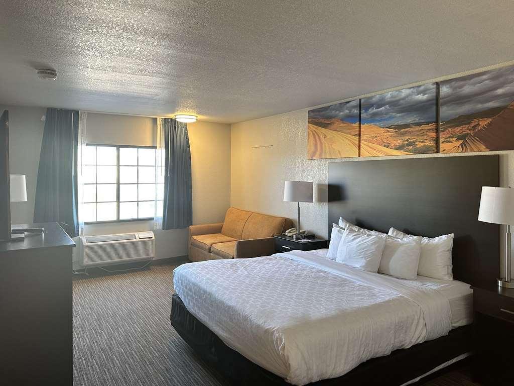 Hotel Clarion Pointe Winslow I-40 Chambre photo