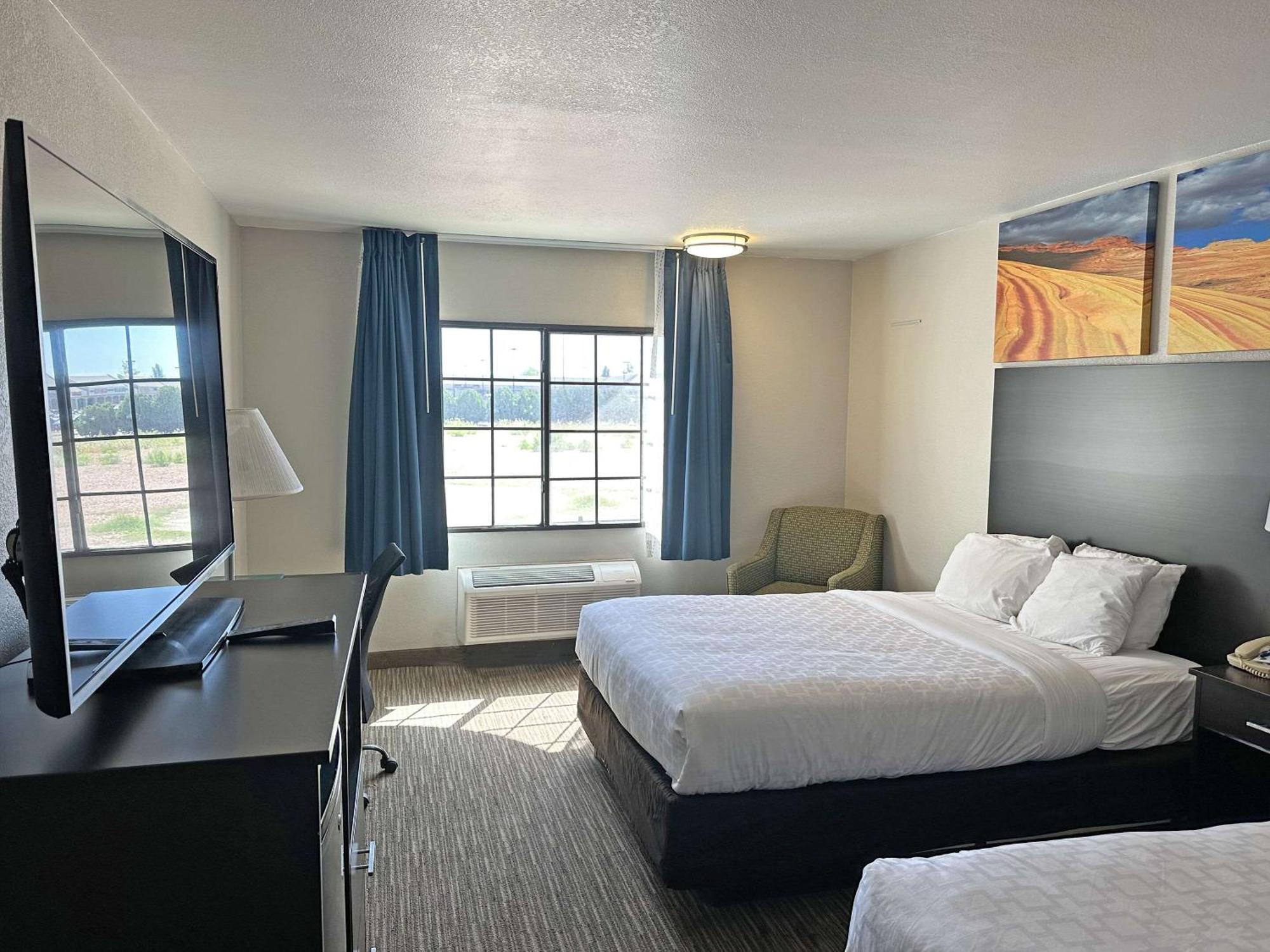 Clarion Pointe Winslow I-40 Extérieur photo