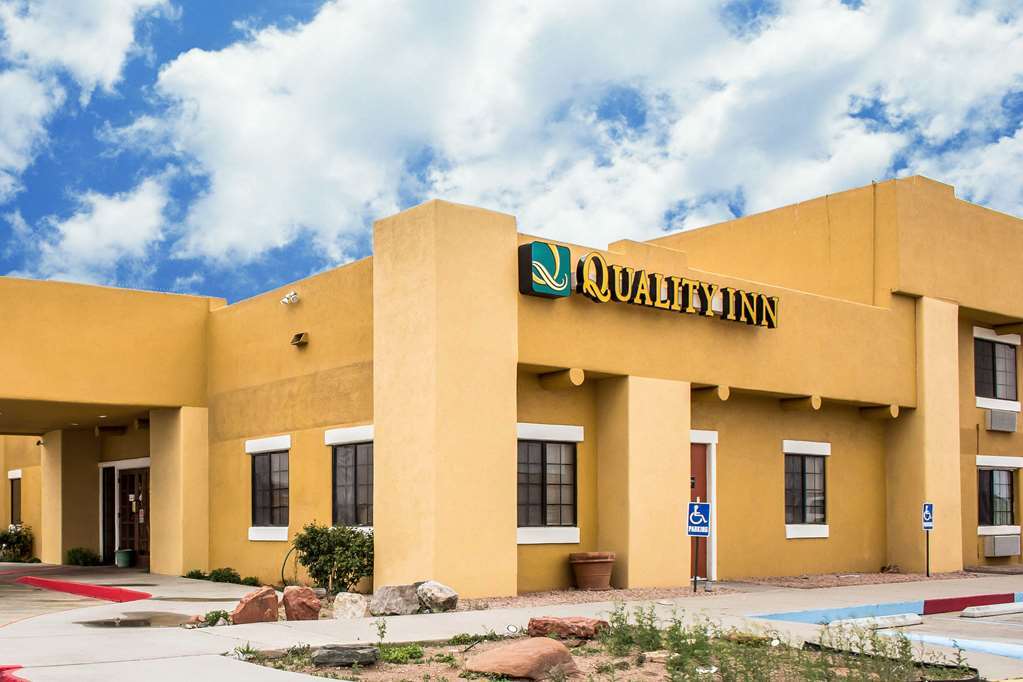 Clarion Pointe Winslow I-40 Extérieur photo